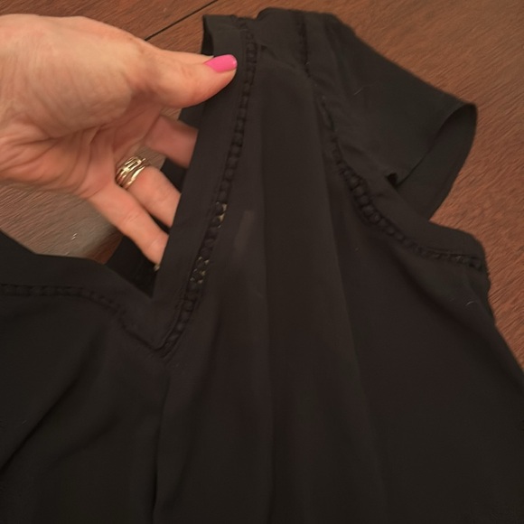 Maeve flutter sleeve blouse. - Picture 5 of 7